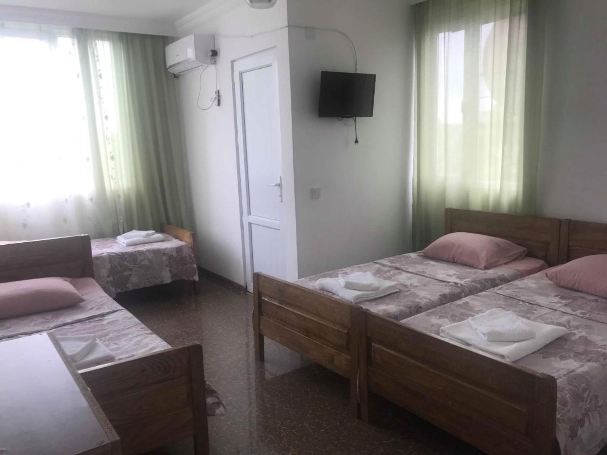 Twins Guest House By Black Sea Kobuleti Exteriér fotografie