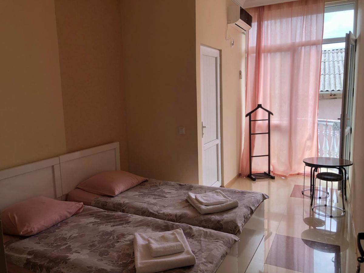 Twins Guest House By Black Sea Kobuleti Exteriér fotografie