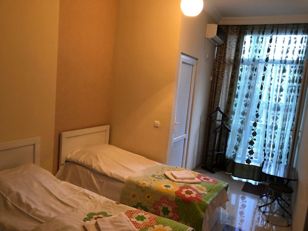 Twins Guest House By Black Sea Kobuleti Exteriér fotografie