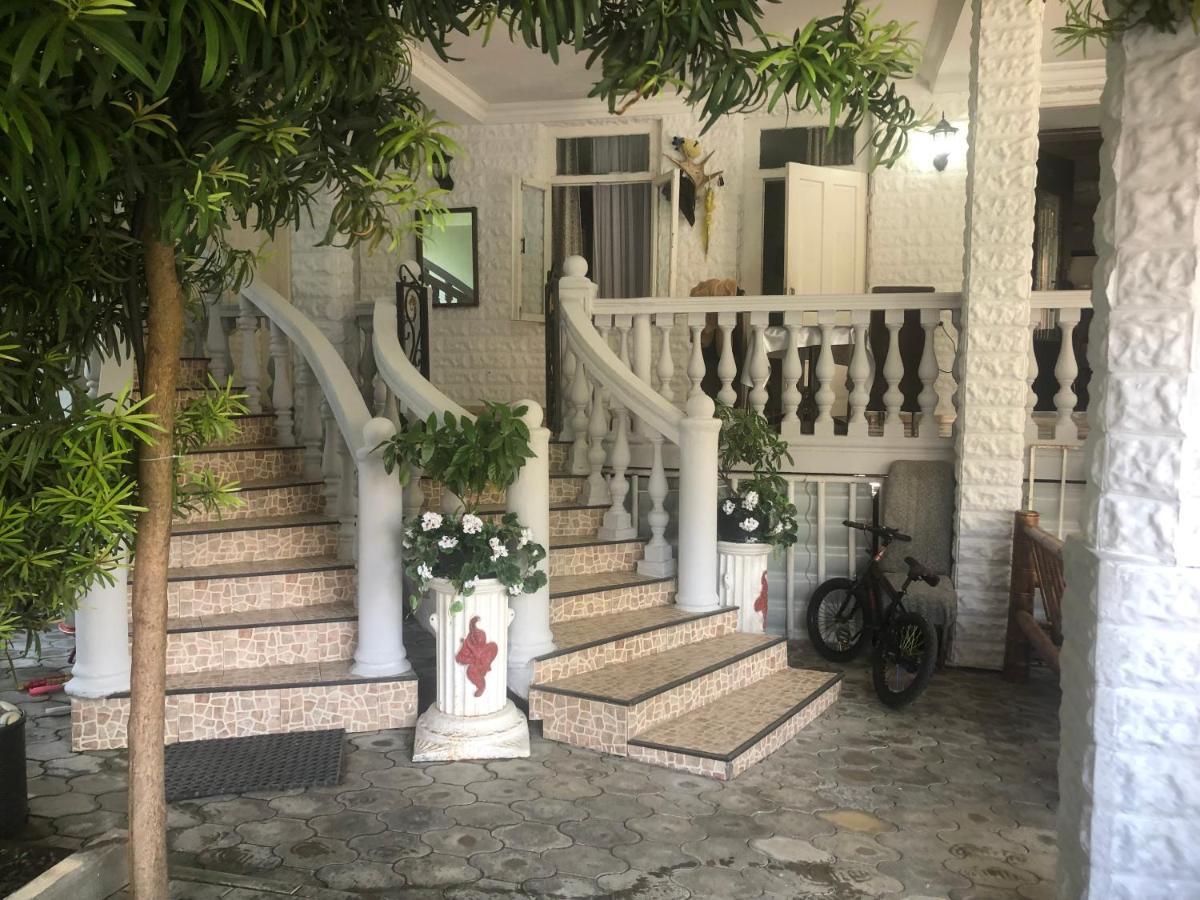 Twins Guest House By Black Sea Kobuleti Exteriér fotografie